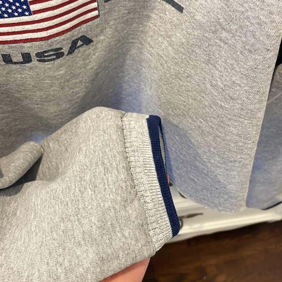 Washington D. C grey vintage crewneck sweater. - Picture 4 of 5